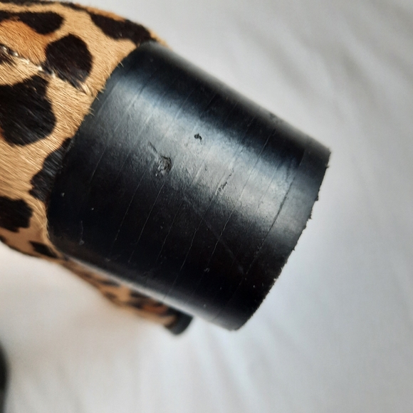 Steve Madden Palace Calf Hair Leopard Booties 6.5 - Picture 11 of 12